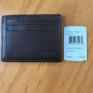 Coach Men’s NWT Sport Calf leather Card Case with ID slot. Dark Brown